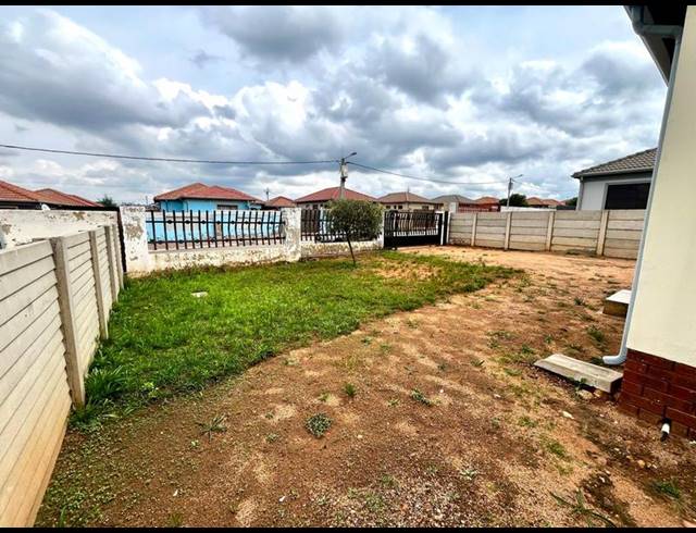 2 BEDROOM HOUSE FOR SALE IN WITPOORTJIE